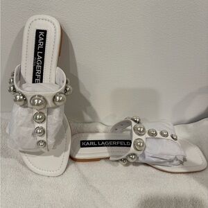 NWOT Karl Lagerfeld white pearl adored thong flat sandals